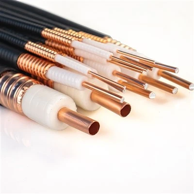 Cable d'alimentació de 50 ohms